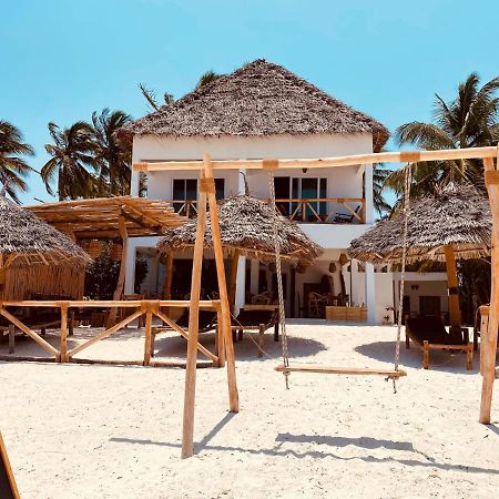 Helwas Zanzibar Beach Hotel ブウェワウ エクステリア 写真