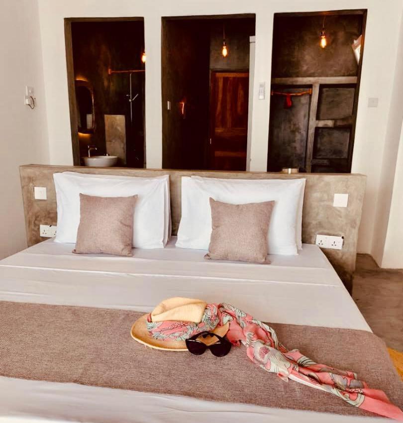 Helwas Zanzibar Beach Hotel ブウェワウ エクステリア 写真