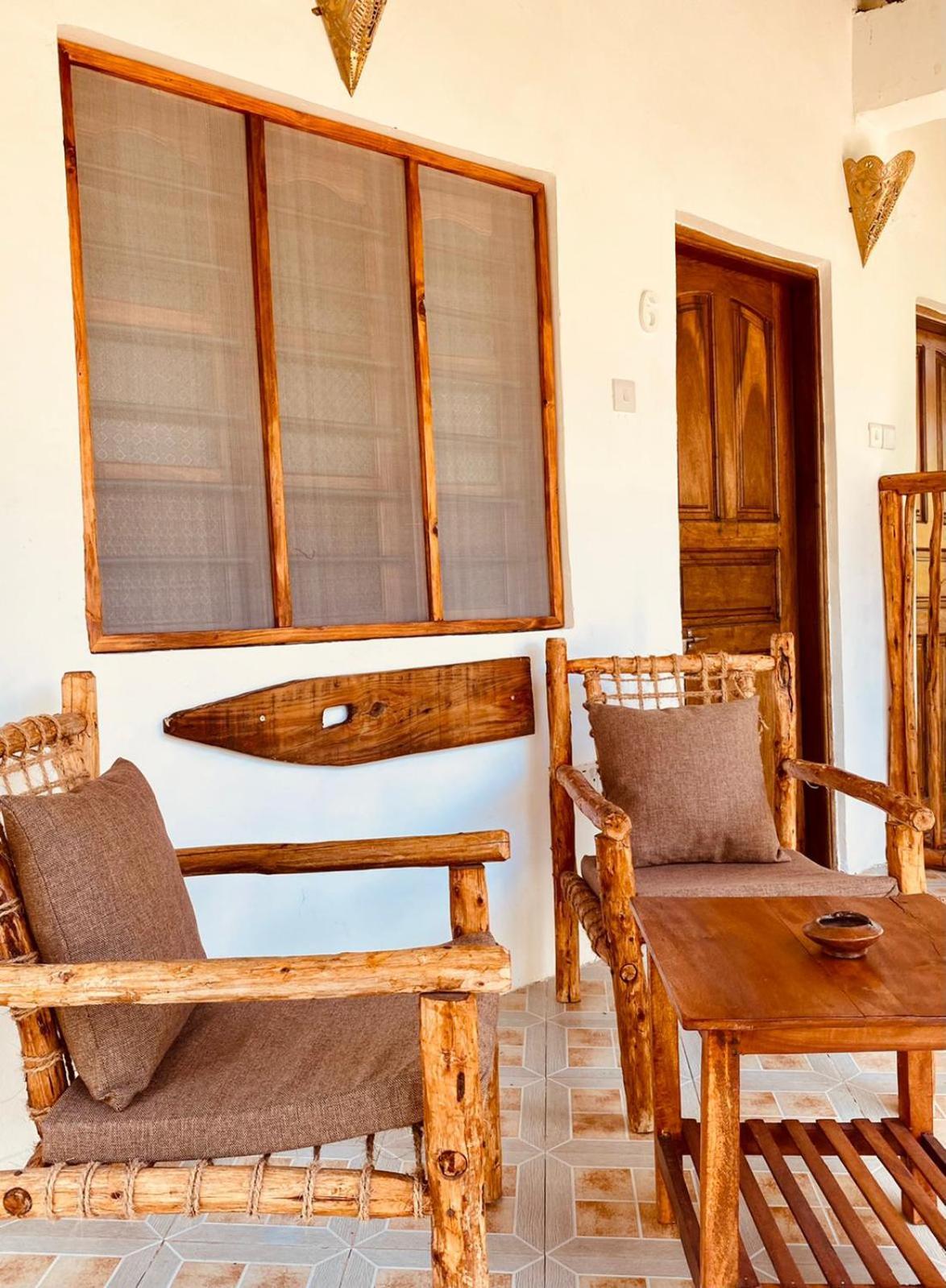 Helwas Zanzibar Beach Hotel ブウェワウ エクステリア 写真