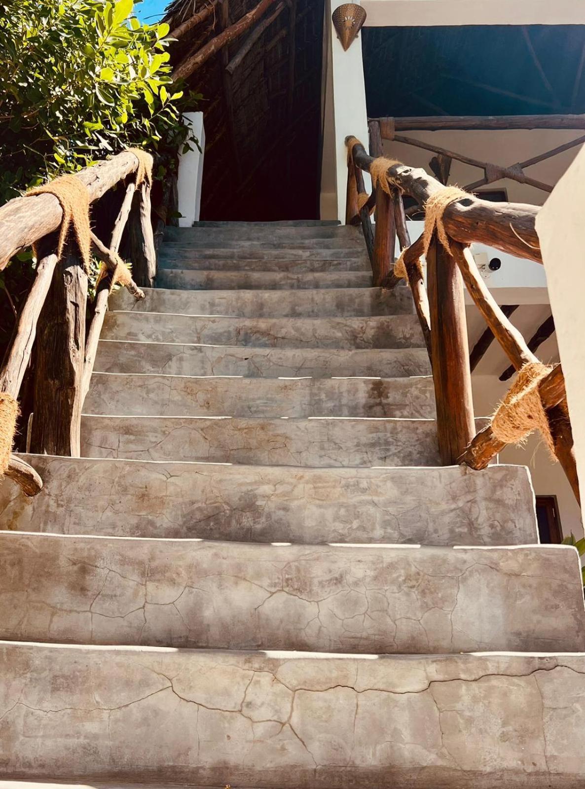 Helwas Zanzibar Beach Hotel ブウェワウ エクステリア 写真